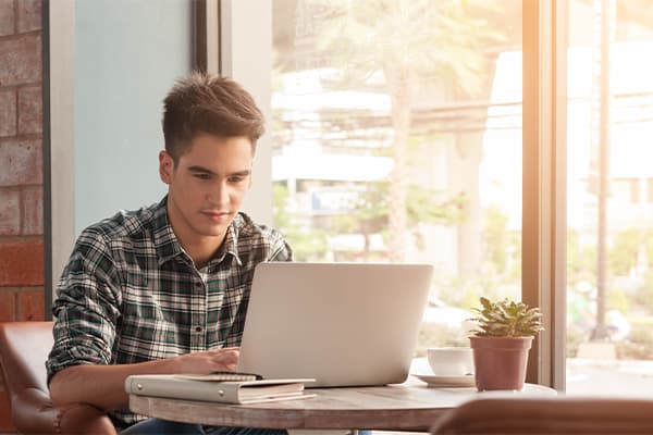 10 Reasons You Must Switch To a Dedicated Server for Your Business Website | Blog Post